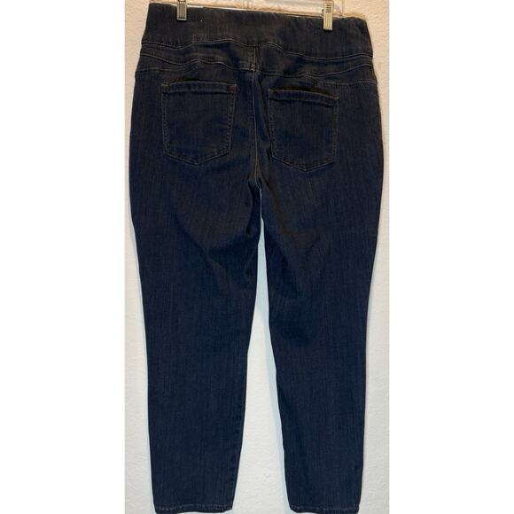 Chico’s Dark Wash Perfect Stretch Jegging Ankle Denim Jeans Pull On Size 1 (8) - Picture 2 of 3